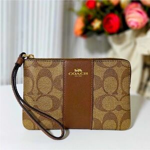 Coach wristlet brown Wallet